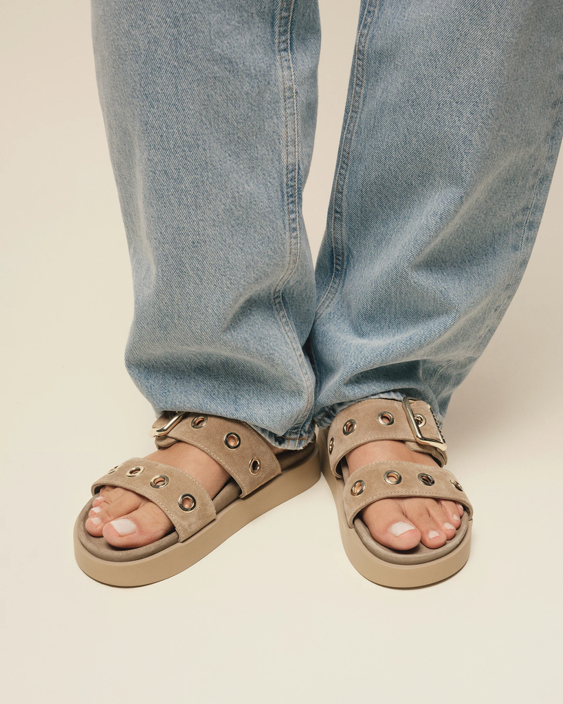 INUIKII - SANDALES " TILDA BUCKLE" BEIGES