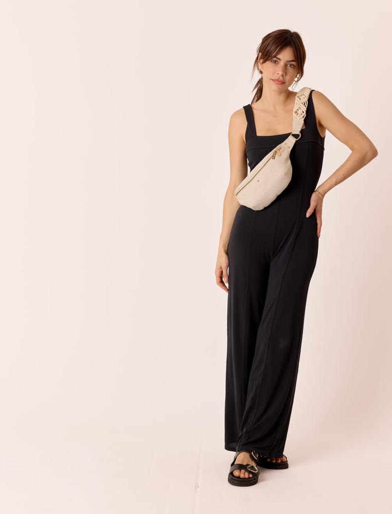 maradji-maroquinerie-sac-banane-nicole-lin-macrame-PO-2.webp