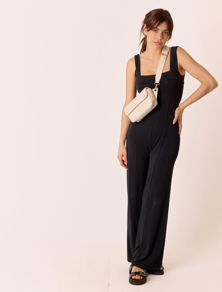maradji-maroquinerie-sac-bandouliere-banane-emilie-lin-PO-3.webp