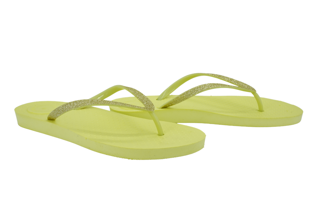 ISOTONER - TONGS "EVERYWEAR" JAUNES