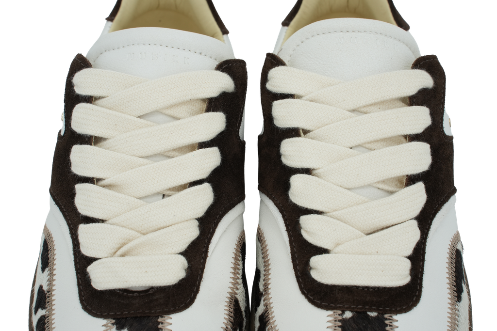 NUBIKK - BASKETS "RAY OWEN STUDS" BLANCHES ET MARRONS