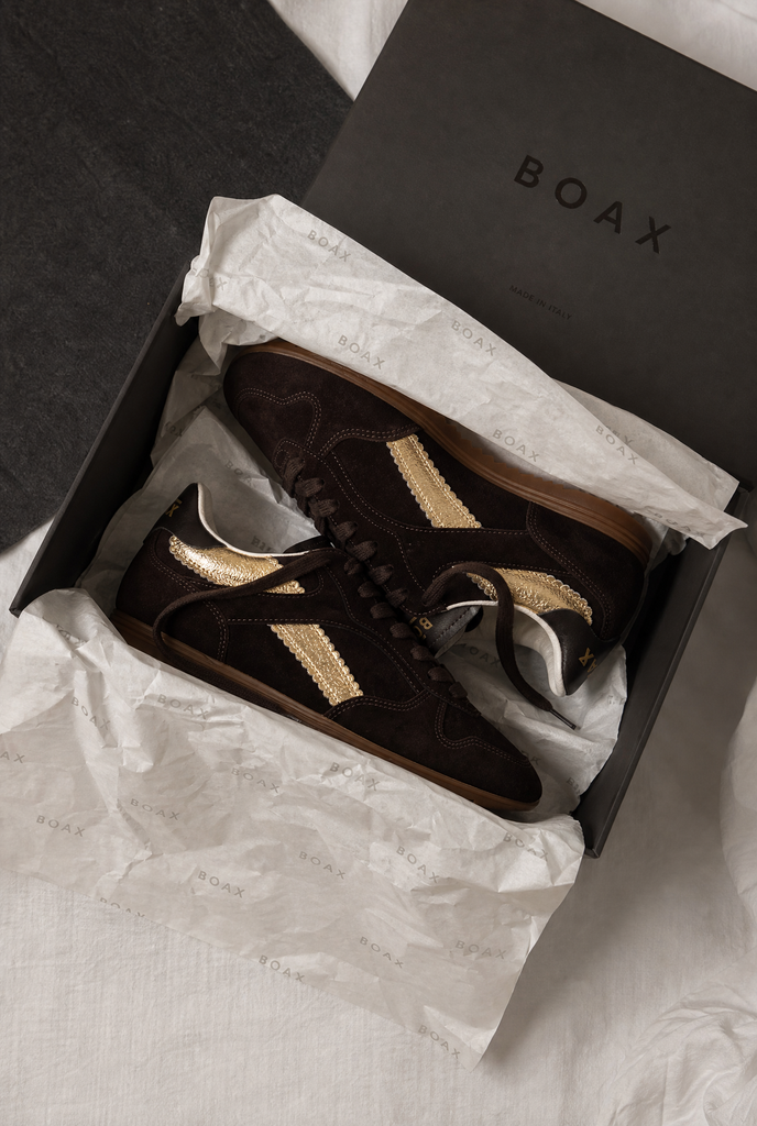 BOAX - BASKETS "TRACK" MARRONS ET DORÉES