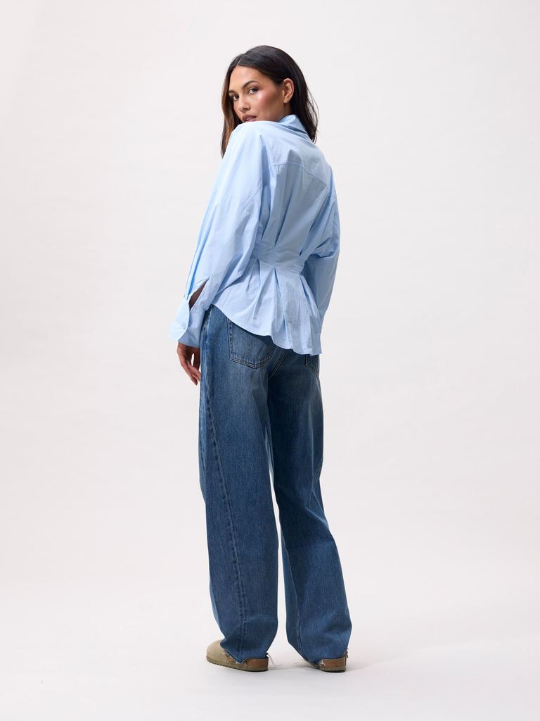 CATWALK JUNKIE - CHEMISE CINTRÉE BLEUE CLAIRE