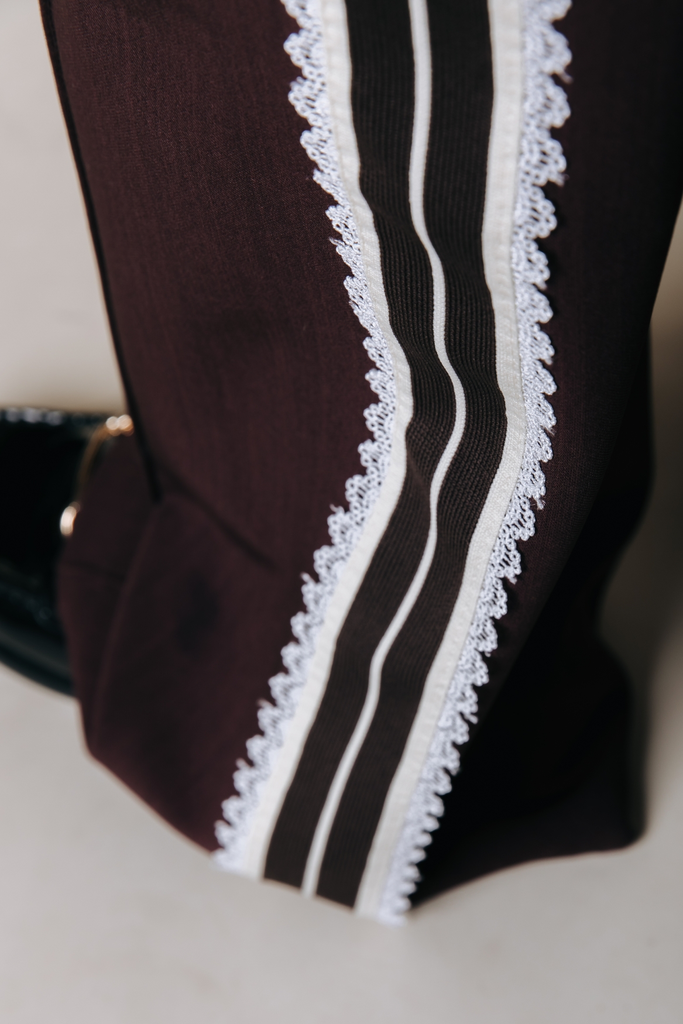 COLOURFUL REBEL - PANTALON "TIBBY" BORDEAUX