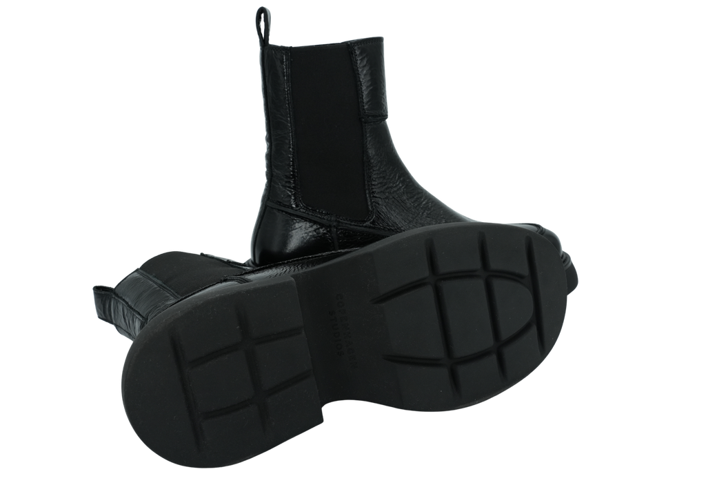 COPENHAGEN STUDIOS - BOOTS CHELSEA NOIRES VERNIES