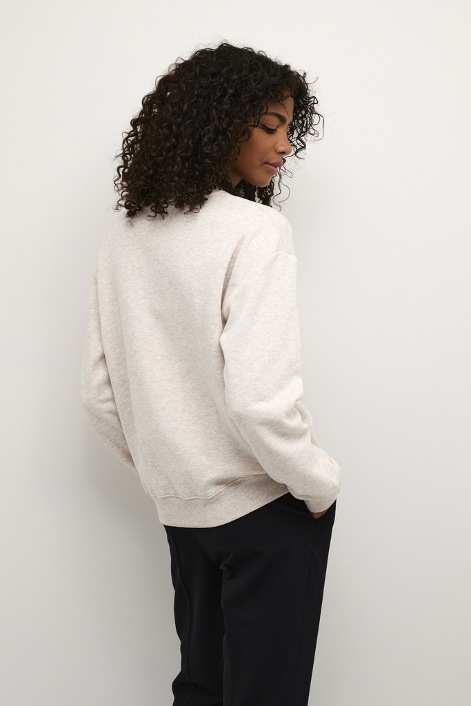 KAFFE - SWEAT "KAMOLLY" GRIS PLUME