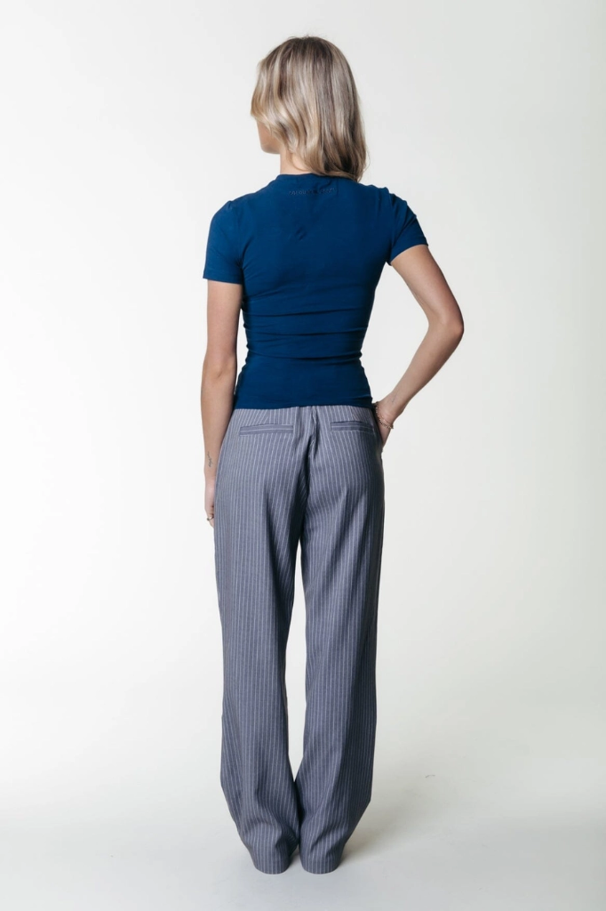 COLOURFULREBEL - PANTALON DROIT "RUS" À RAYURES - GRIS