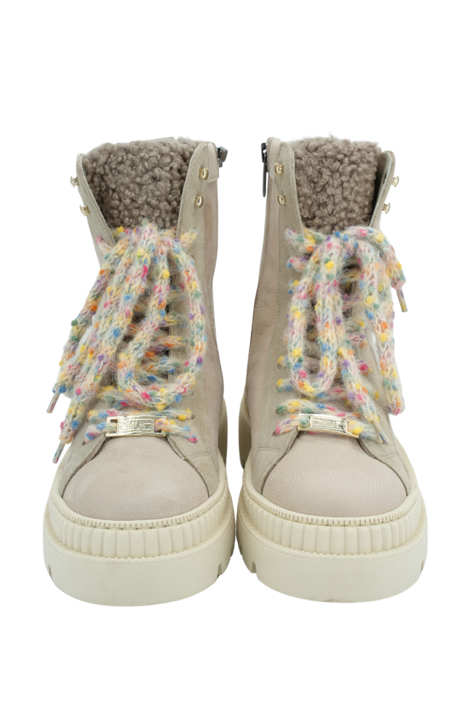 MÉLINÉ - BOTTE BEIGE À LACETS COLORÉS