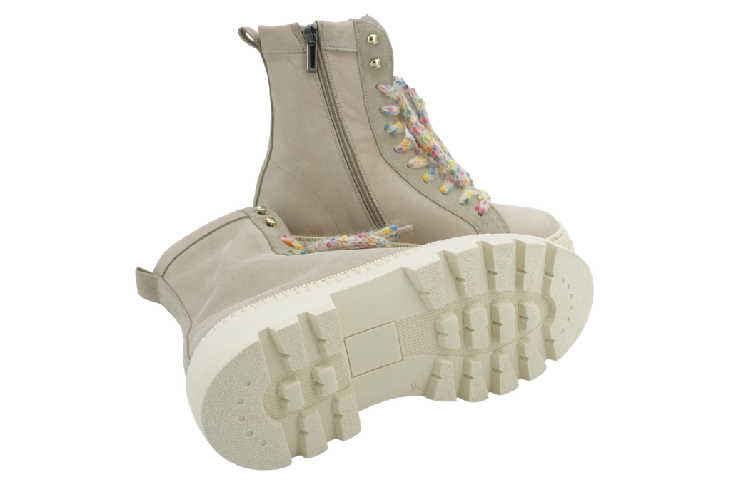 MÉLINÉ - BOTTE BEIGE À LACETS COLORÉS