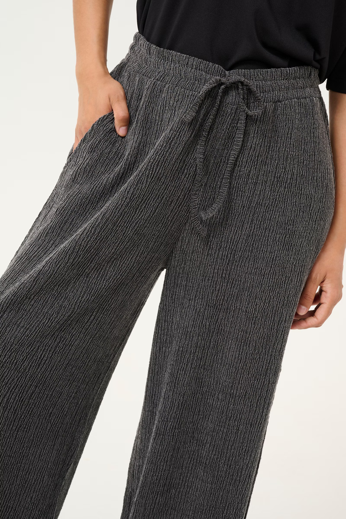 KAFFE - PANTALON "KAOLGA" GRIS