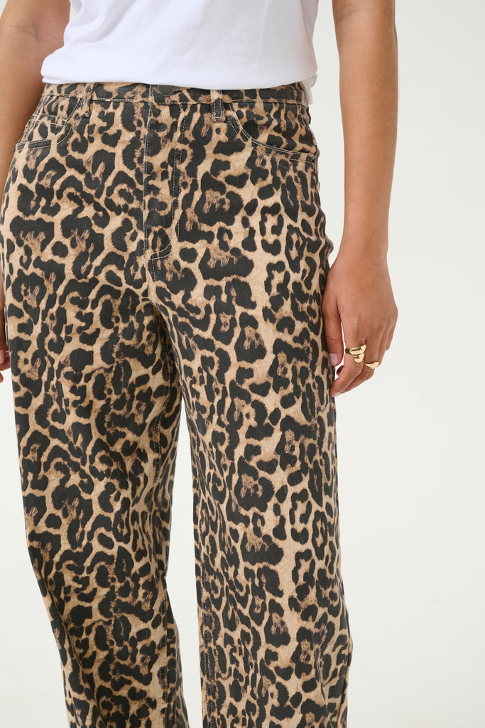 KAFFE - JEANS "KALEONORA" LÉOPARD