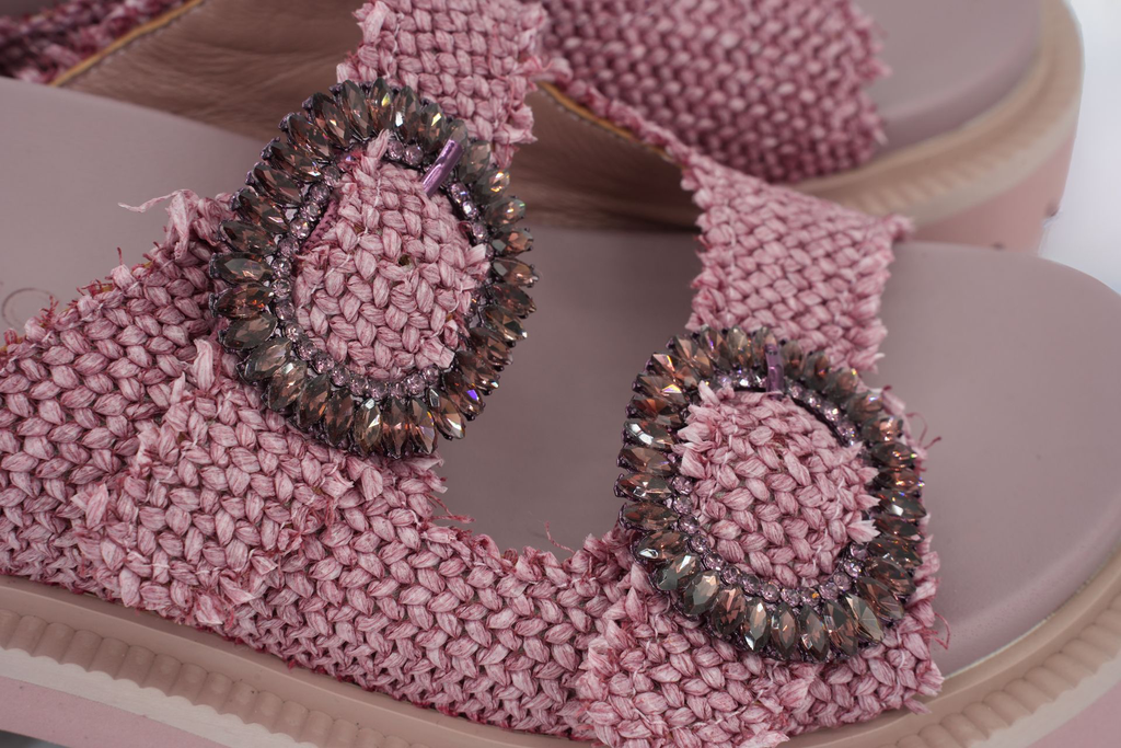 NOA HARMON - SANDALES ROSES