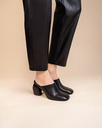 MI/MAI - MULES SABOTS "JUNYA" NOIRES
