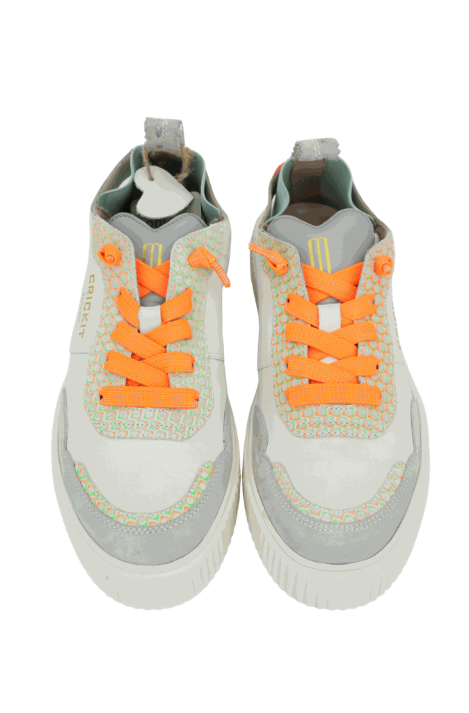 CRICKIT - BASKETS "MAURA" VERTES MENTHES, LACETS ORANGES FLUOS