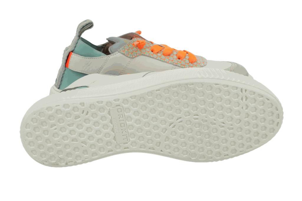 CRICKIT - BASKETS "MAURA" VERTES MENTHES, LACETS ORANGES FLUOS