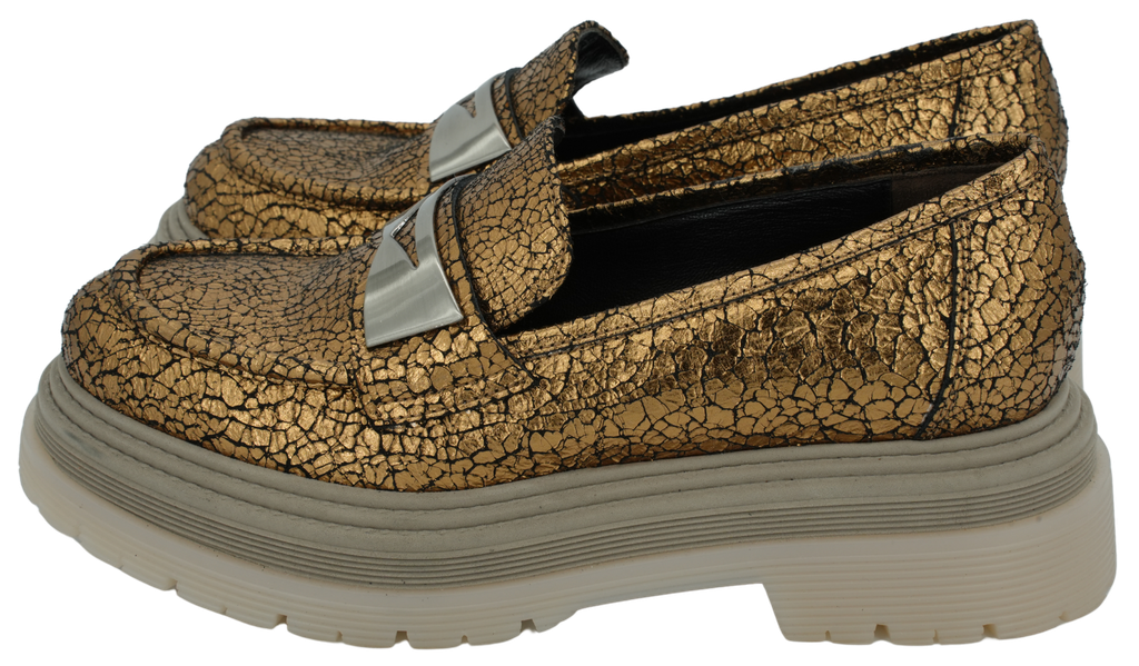 FAIRE - GOLD MOCCASINS (36)