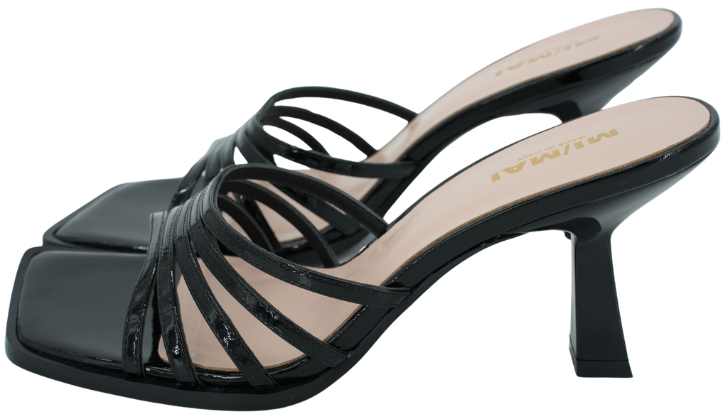 MI/MAI - MULES "ISAMU" MULTIBRIDES À BOUT CARRÉ EN CUIR VERNI NOIR 