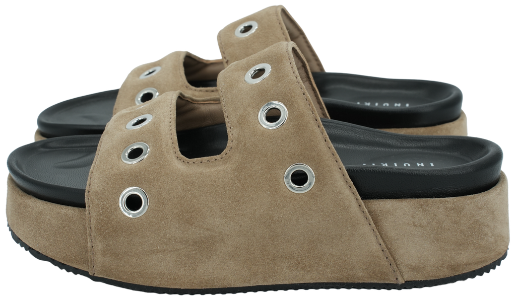 INUIKII - SANDALES BEIGES À STUDS