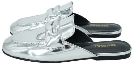 MI/MAI - „ARNO“ SILBERNE MULES MIT SPIEGELEFFEKT