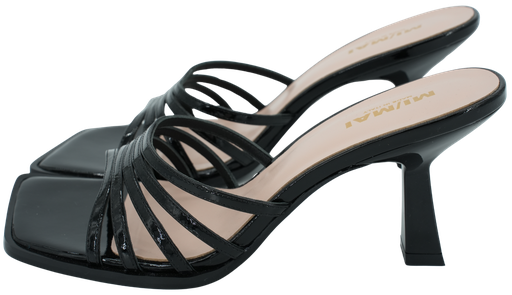 MI/MAI - MULES "ISAMU" MULTIBRIDES À BOUT CARRÉ EN CUIR VERNI NOIR 